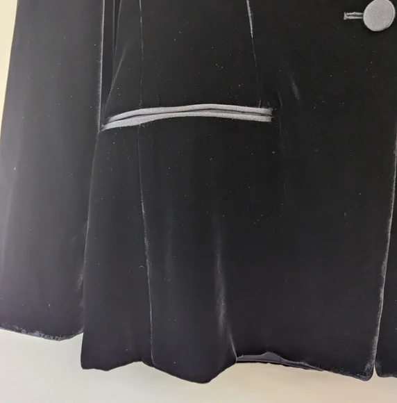 Giorgio Armani‎ Black Velvet Tuxedo Jacket